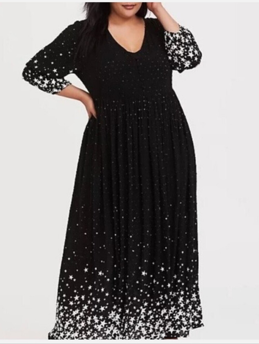 Torrid Black & White Star Maxi- NO SLIP
